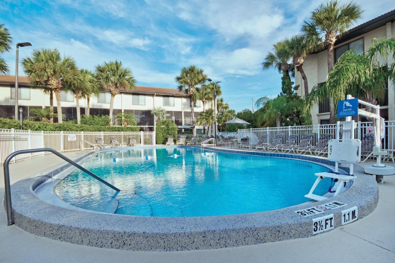 Отель Club Wyndham Orlando International Экстерьер фото